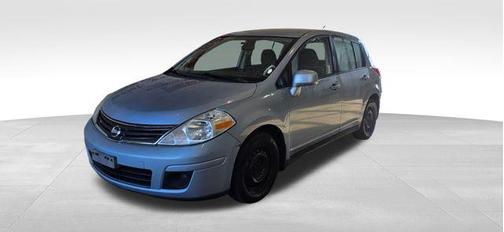 2010 Nissan Versa 1.8 S