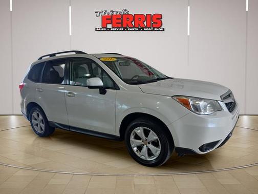 Crystal White Pearl 2016 Subaru Forester 2.5i Premium