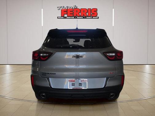 Sterling Gray Metallic 2026 Chevrolet Trailblazer RS