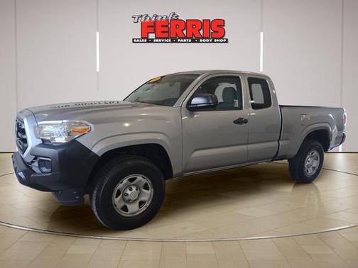 Silver Sky Metallic 2018 Toyota Tacoma SR