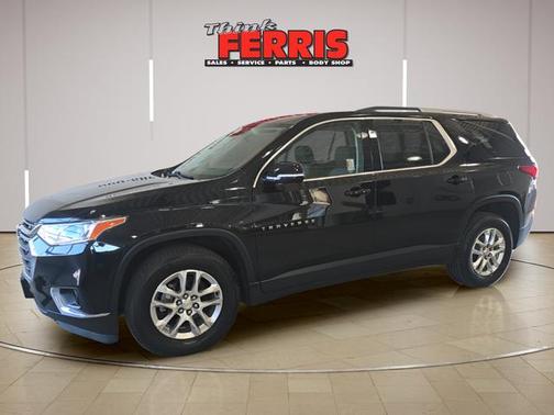 Mosaic Black Metallic 2018 Chevrolet Traverse LT Cloth