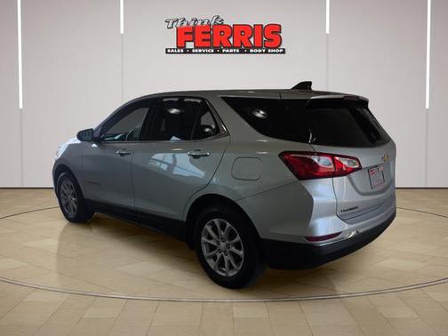 Silver Ice Metallic 2020 Chevrolet Equinox 1LT