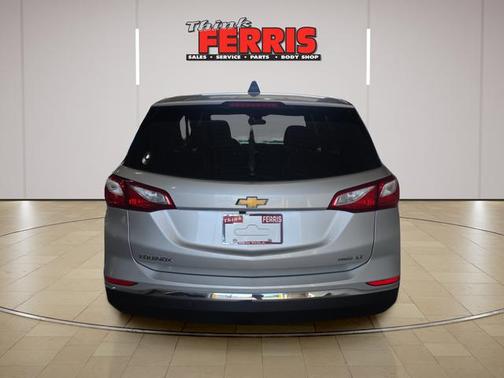 Silver Ice Metallic 2020 Chevrolet Equinox 1LT