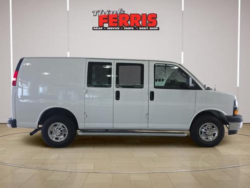 Summit White 2024 Chevrolet Express 2500 Work Van