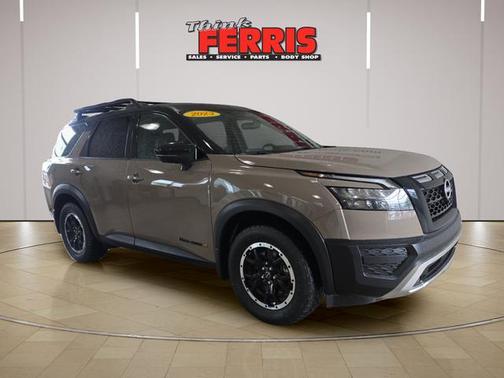 2 Tone Tan / Black Roof 2023 Nissan Pathfinder Rock Creek
