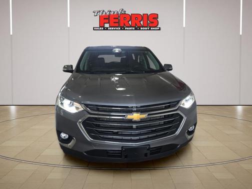 Satin Steel Metallic 2020 Chevrolet Traverse LT Cloth
