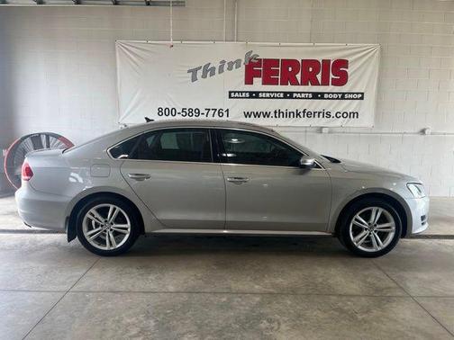 2014 Volkswagen Passat 1.8T SE