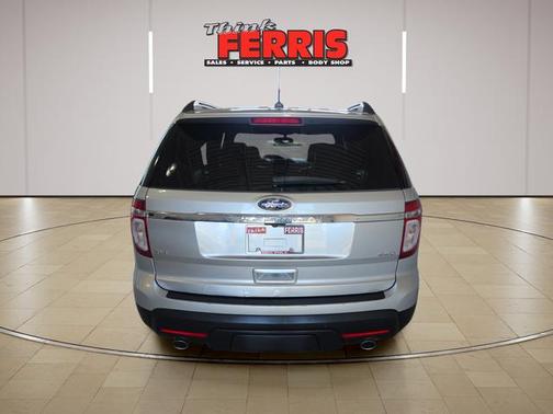 Ingot Silver 2014 Ford Explorer XLT