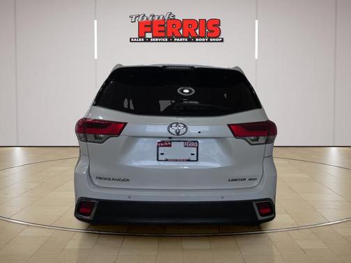 Blizzard Pearl 2018 Toyota Highlander Limited