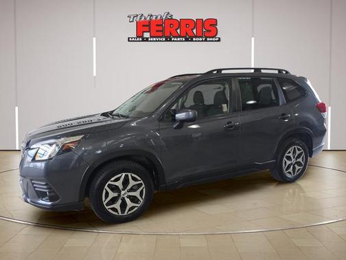 Magnetite Gray Metallic 2023 Subaru Forester Premium