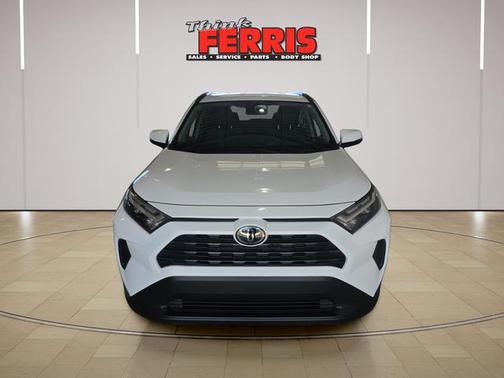 Ice 2025 Toyota RAV4 XLE