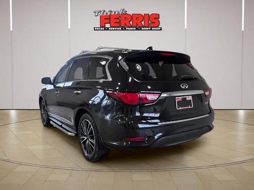 2017 INFINITI QX60 Base