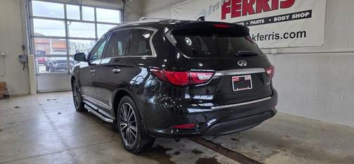 2017 INFINITI QX60 Base