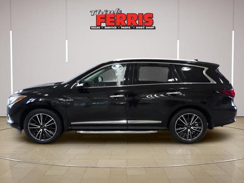 2017 INFINITI QX60 Base