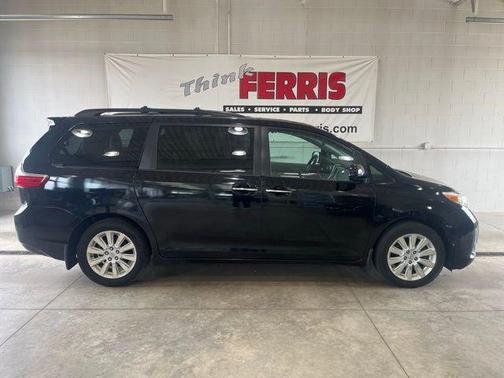 2015 Toyota Sienna XLE