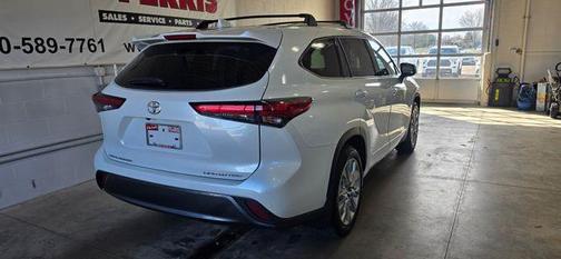 Wind Chill Pearl 2022 Toyota Highlander Limited
