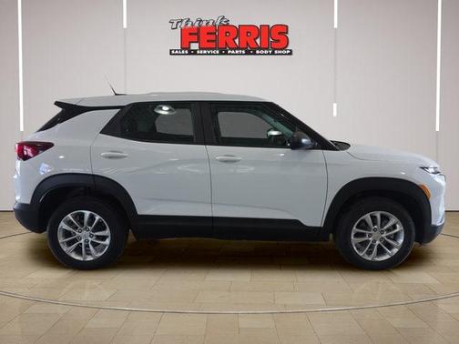 Summit White 2026 Chevrolet Trailblazer LS