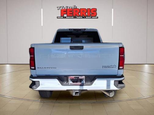 Polar White 2026 Chevrolet Silverado 2500 High Country