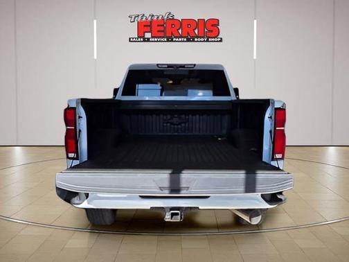 Polar White 2026 Chevrolet Silverado 2500 High Country