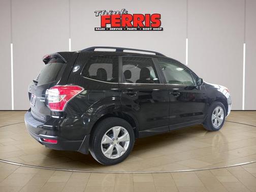 Crystal Black Silica 2015 Subaru Forester 2.5i Limited