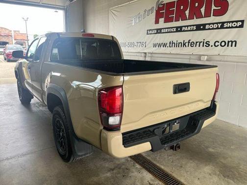 2019 Toyota Tacoma SR
