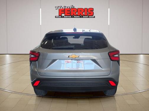 Sterling Gray Metallic 2024 Chevrolet Trax LS