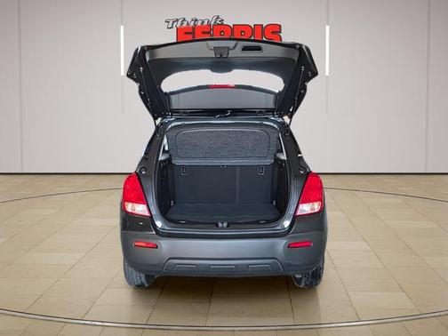 Black Granite Metallic 2016 Chevrolet Trax LS