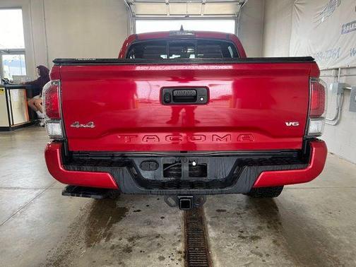 2022 Toyota Tacoma SR