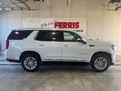 2022 GMC Yukon SLT