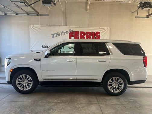 2022 GMC Yukon SLT