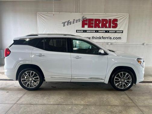 2022 GMC Terrain Denali