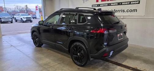 2024 Toyota Corolla Cross Hybrid SE