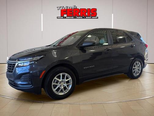 Gray 2022 Chevrolet Equinox LS