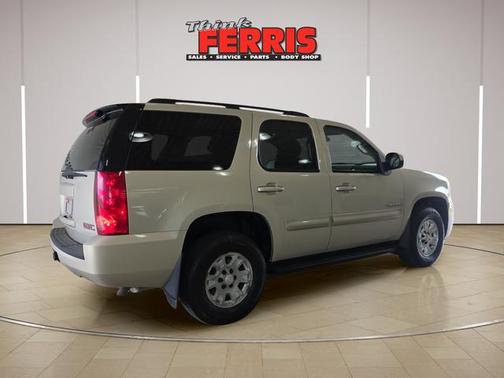 Gold Mist Metallic 2007 GMC Yukon SLE