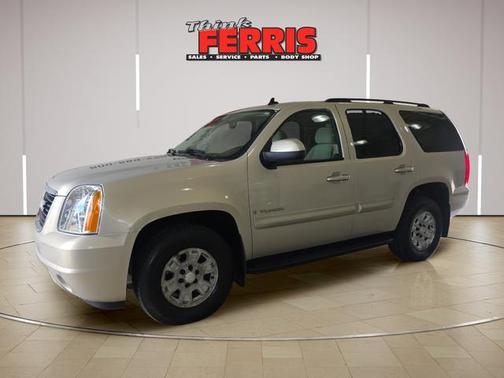Gold Mist Metallic 2007 GMC Yukon SLE