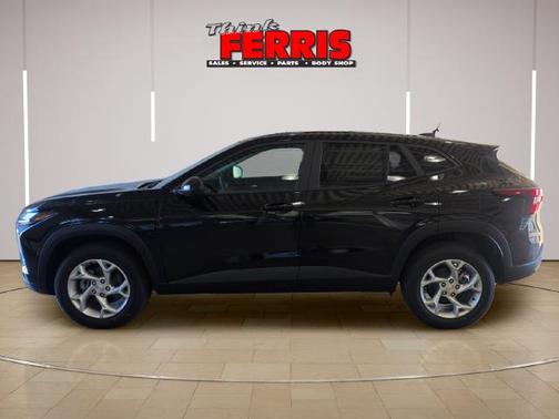 Mosaic Black Metallic 2026 Chevrolet Trax LS