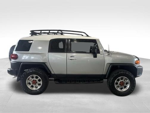 2012 Toyota FJ Cruiser Base
