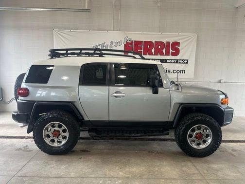 2012 Toyota FJ Cruiser Base