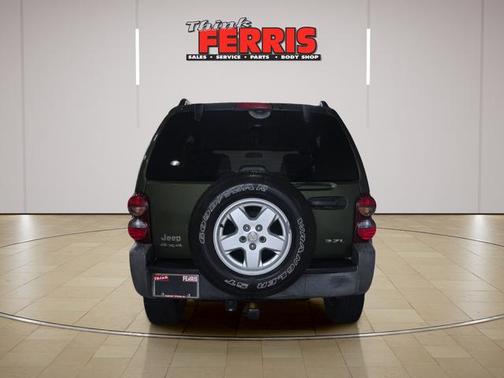 Jeep Green Clearcoat Metallic 2007 Jeep Liberty Sport