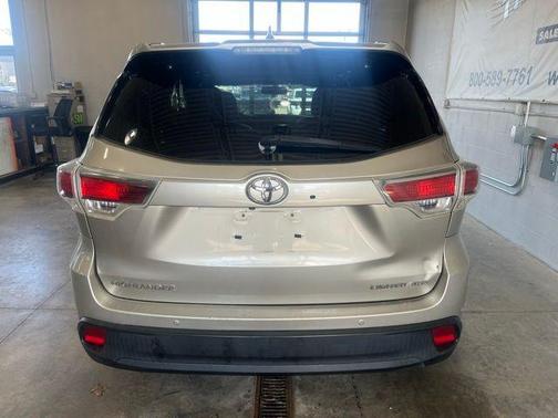 2014 Toyota Highlander Limited Platinum