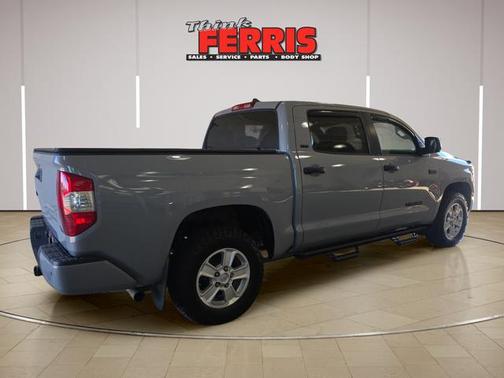 Cement 2021 Toyota Tundra SR5