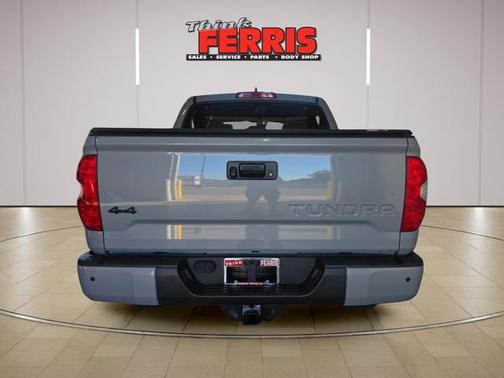 Cement 2021 Toyota Tundra SR5