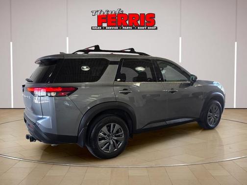 Gun Metallic 2025 Nissan Pathfinder SV