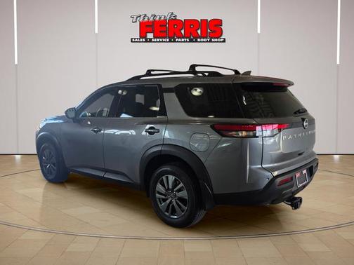 Gun Metallic 2025 Nissan Pathfinder SV