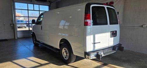 Summit White 2021 Chevrolet Express 2500 Work Van