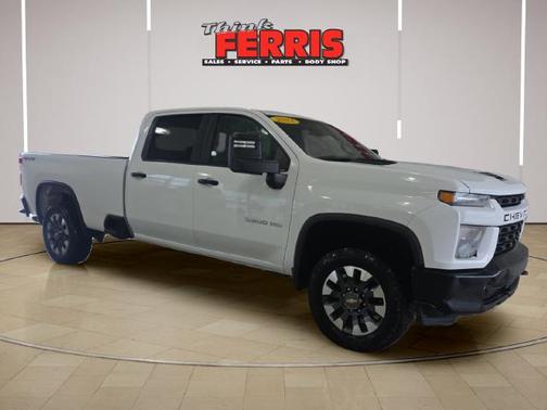Summit White 2021 Chevrolet Silverado 2500 Custom