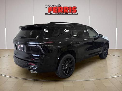 Mosaic Black Metallic 2026 Chevrolet Traverse RS