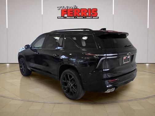 Mosaic Black Metallic 2026 Chevrolet Traverse RS
