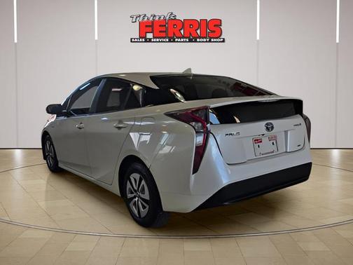 2016 Toyota Prius 