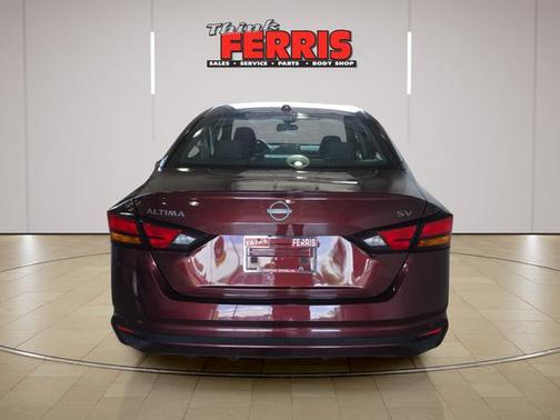Garnet Pearl 2024 Nissan Altima 2.5 SV